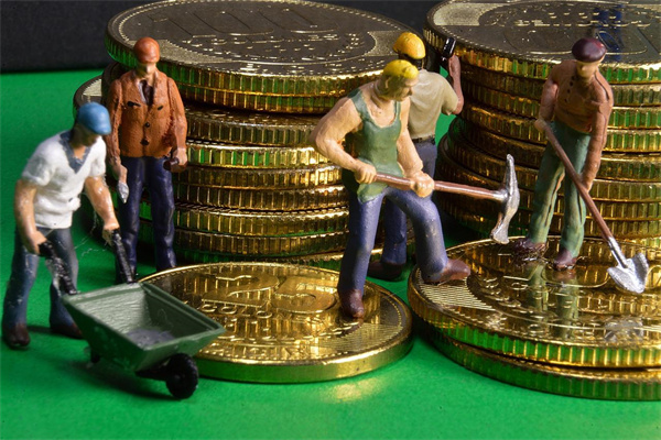 7月16日财经早餐：美通胀数据限制金价涨幅，挑选鲍威尔继任者的“正式程序”已启动